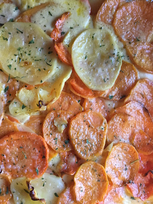2015_1205_kitchen_scalloped_2